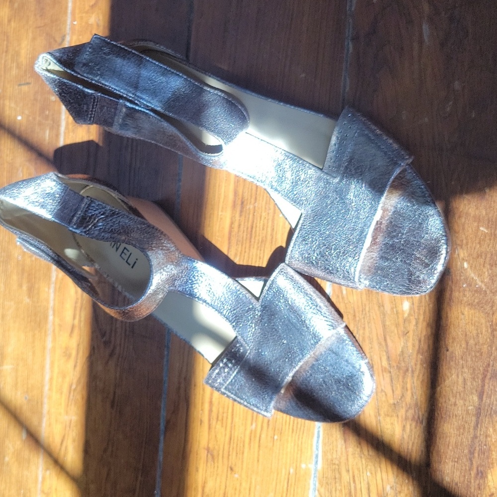 Van Eli Gold Sandals - Picture 3 of 8